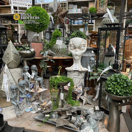 Outdoor living decor