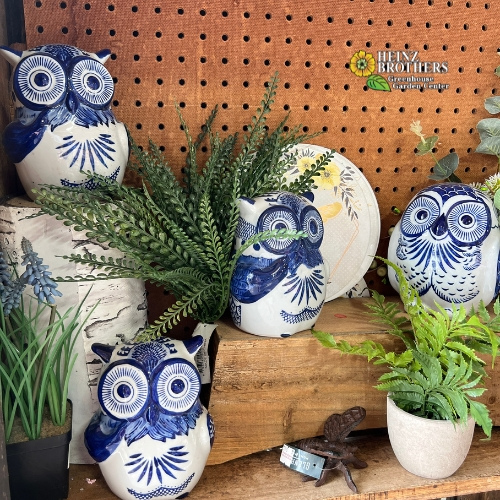Outdoor living decor