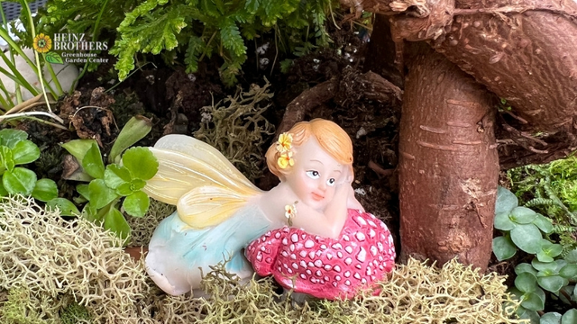 Fairy garden statue