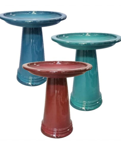 Southern Patio Sariah Bird Bath for Birds to Drink or Clean